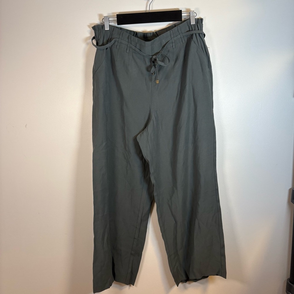 NWT Penningtons Women’s Wide‑Leg Paper Bag Pants Dark Olive Green, Size 16